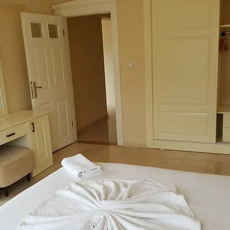 Apartment Gold City And Kargicak (Alanya)